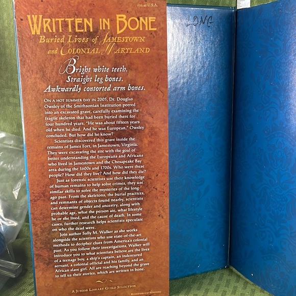 Written in Bone Buried Lives of Jamestown and Colonial Maryland Sally M. Walker - Picture 4 of 10